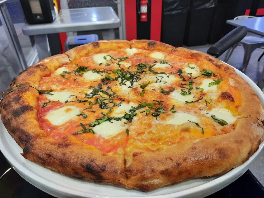 Classic Pizza